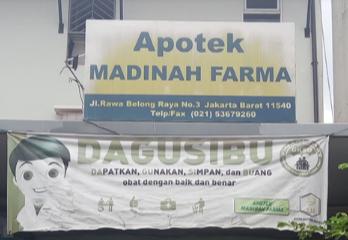 Apotek Madina: Menyembuhkan dengan Cinta di Jantung Cilacap